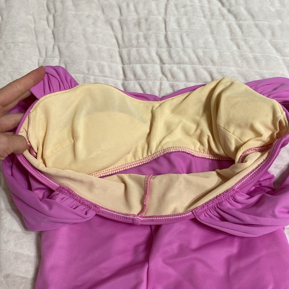 MiracleSuit MagicSuit Pink Slimming One Piece Swim - Picture 5 of 7